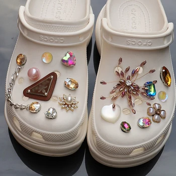 DIY תכשיטים, נעליים, שרשראות מעצב ריינסטון ילדה מתנה פרל Decaration פרפר מתכת מסמר אבזרים קסמים התנין