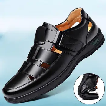 הקיץ חלול נעלי עור גברים מזדמנים סנדלים לנשימה חור נעלי Mens סנדלי Sandalias גבר Verano 2023
