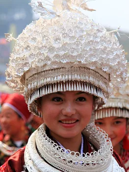 מיאו כסף אתני אופנה קבוצת מיעוט המיאו כובע שרשרת צמידים סט מלא אביזרים הואנג פינג מחוז מיאו אביזרים